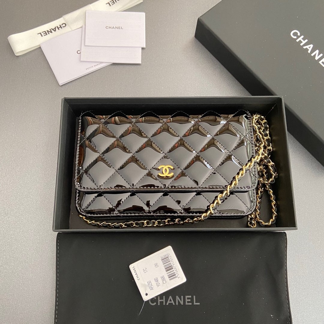 CC Woc 20cm Black Patent Calfskin Gold Hardware mysite