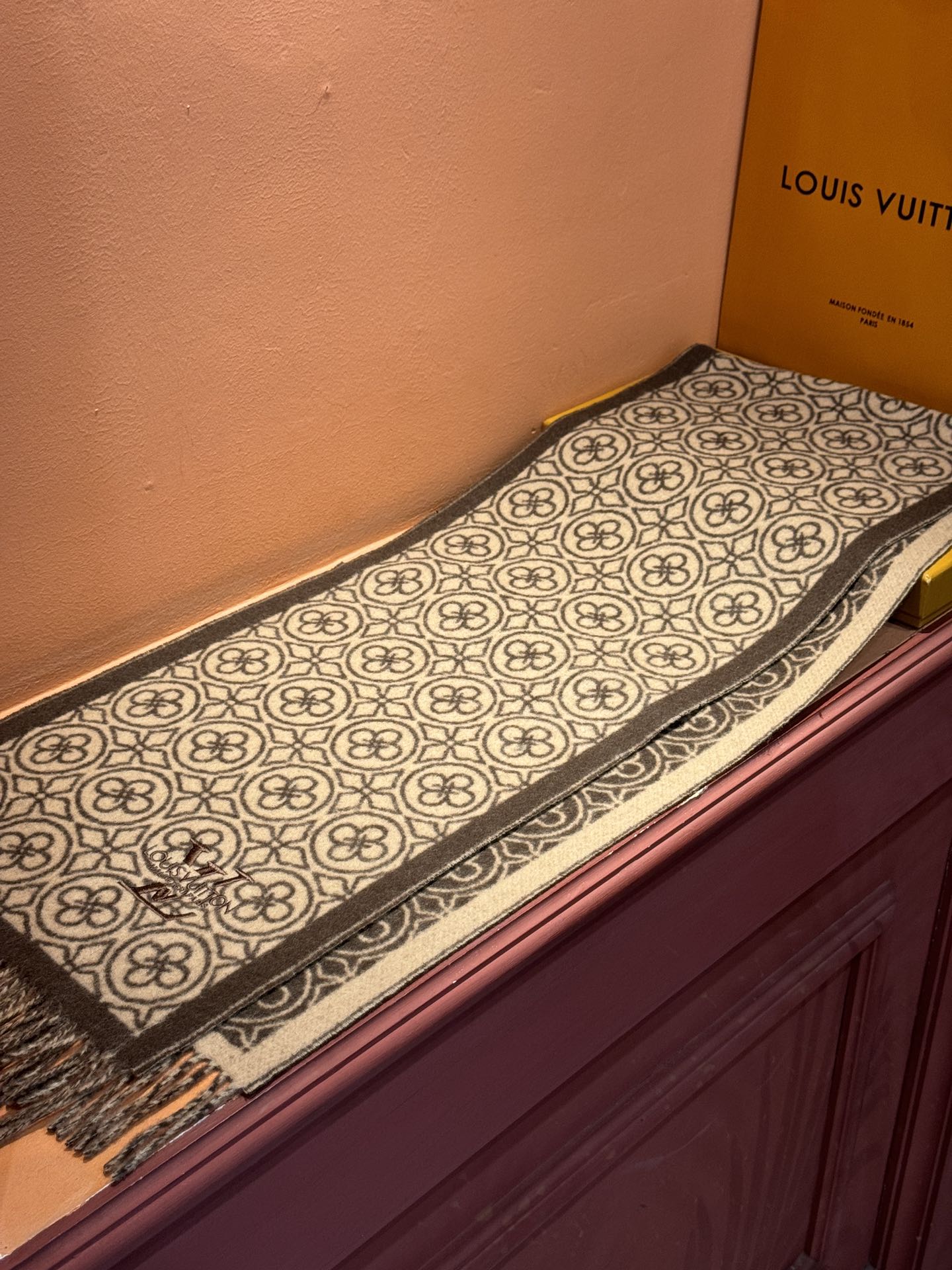 FLOWER MONOGRAM SCARF 180 CM IN MEDIUM BROWN CASHMERE 388306 mysite