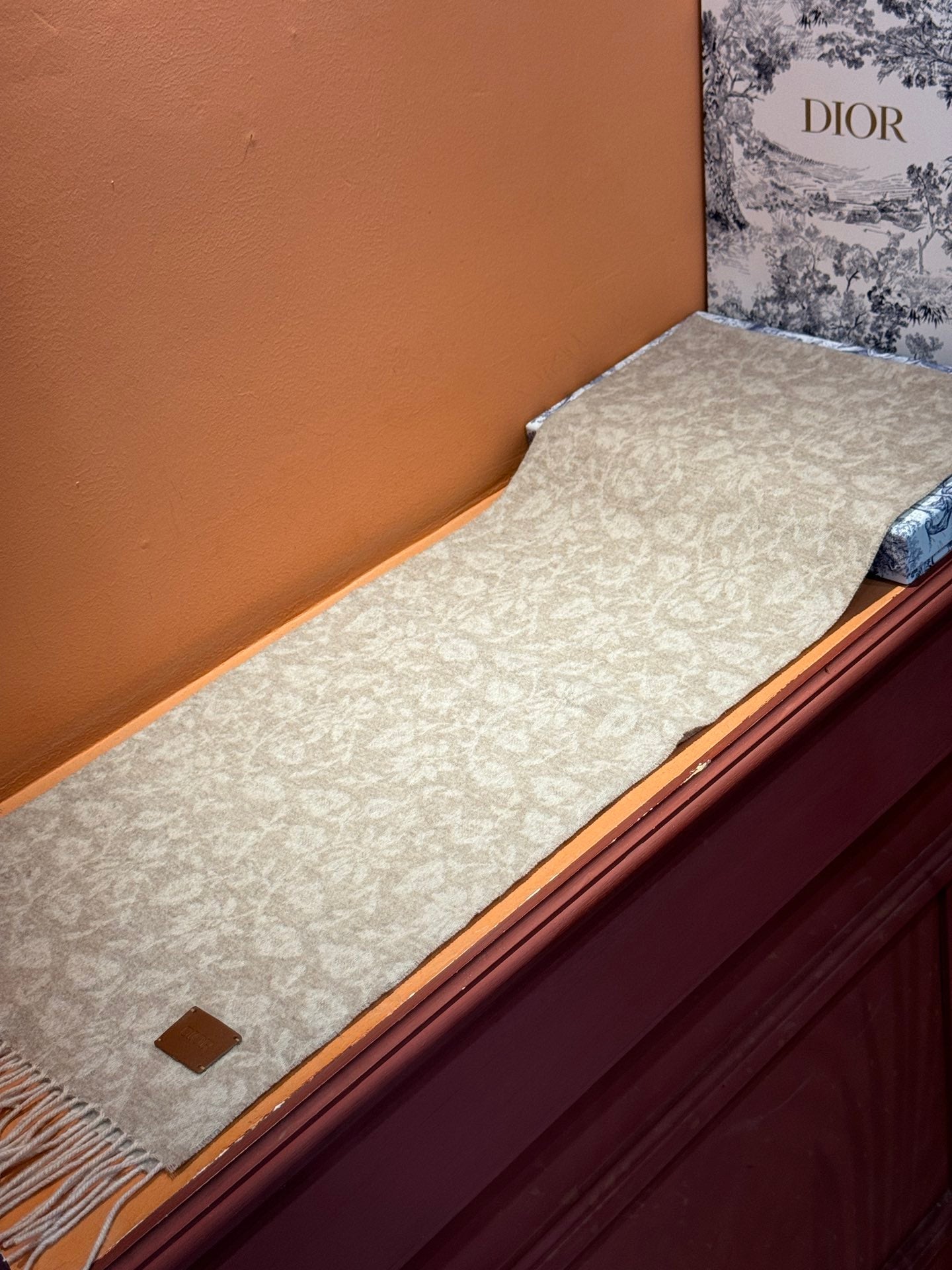 SCARF 180 CM IN ECRU TAN MONOGRAM CASHMERE 394644 mysite