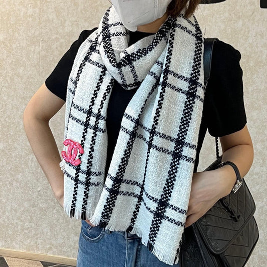 SCARF 190 CM IN WHITE MIX BLACK CASHMERE WITH RED LOGO 396472 mysite