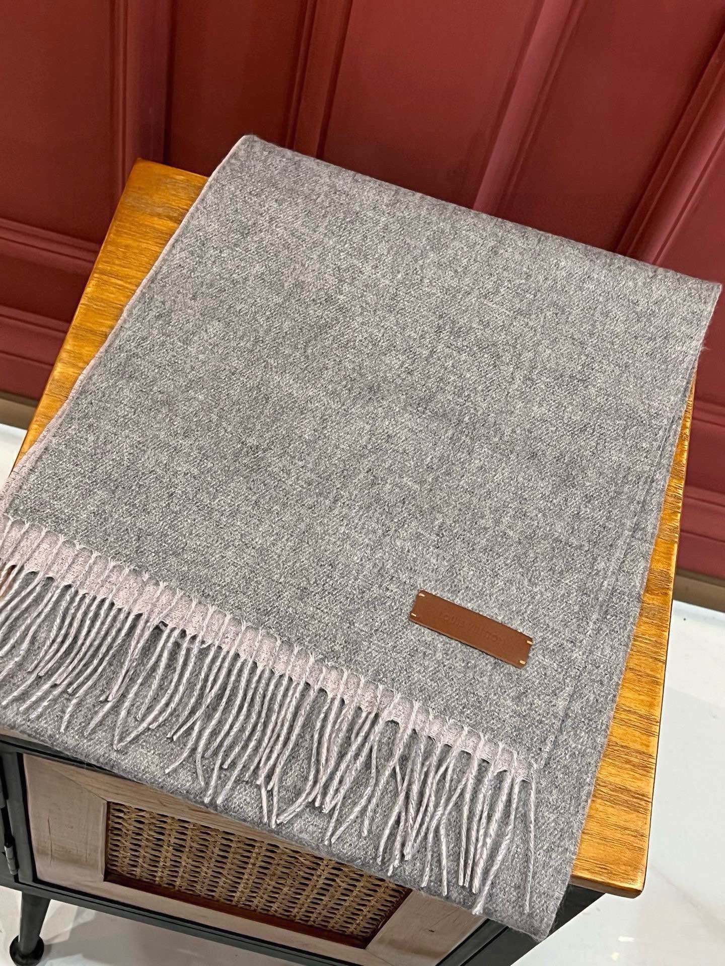 SCARF 180 CM IN DOVE GRAY CASHMERE 396481 mysite