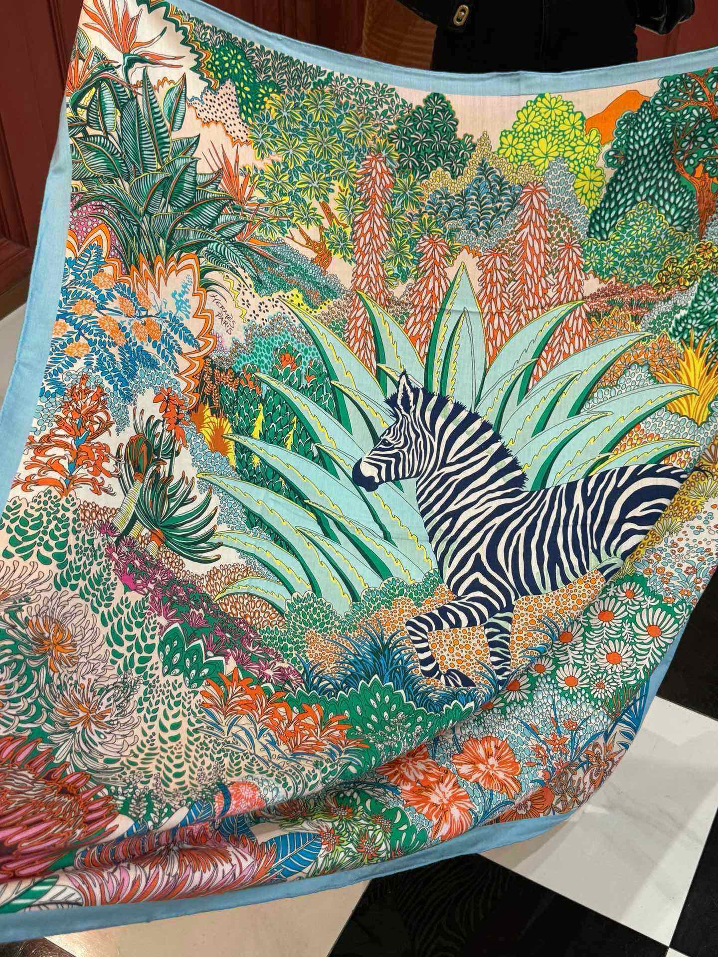 Mountain Zebra Scarf 185 CM Green Colorful Silk 402278 mysite