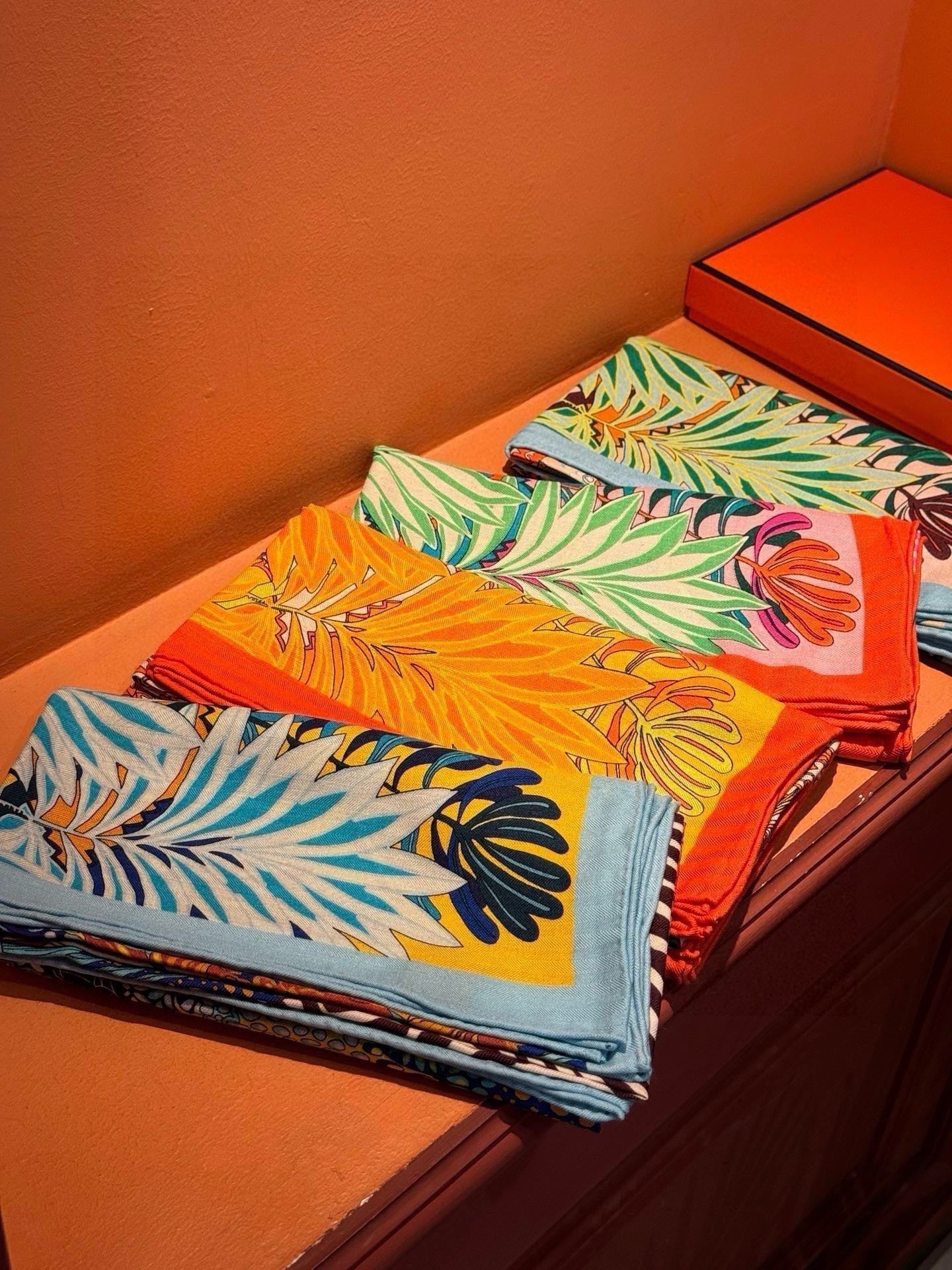 Mountain Zebra Scarf 185 CM Green Colorful Silk 402278 mysite