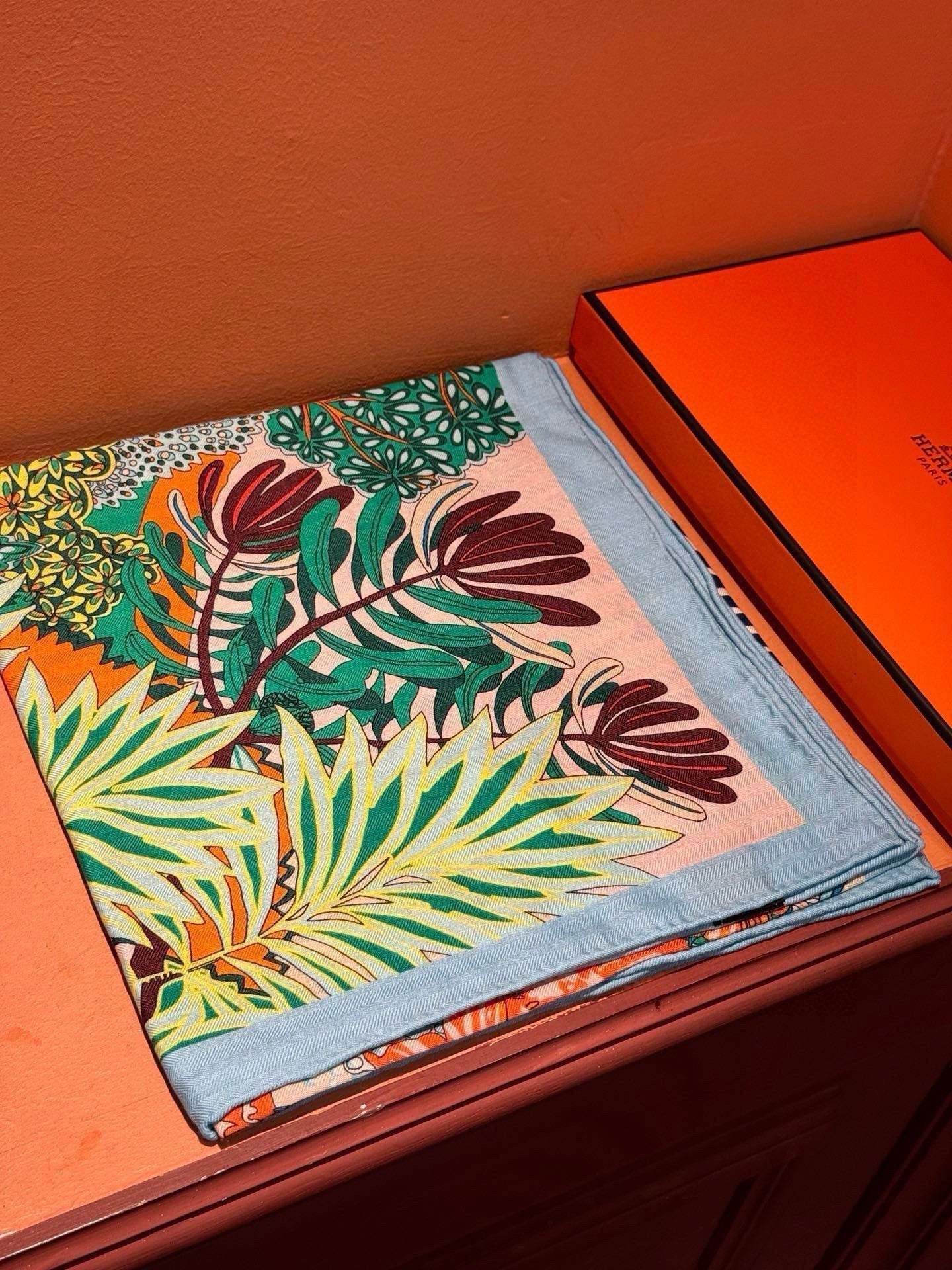 Mountain Zebra Scarf 185 CM Green Colorful Silk 402278 mysite