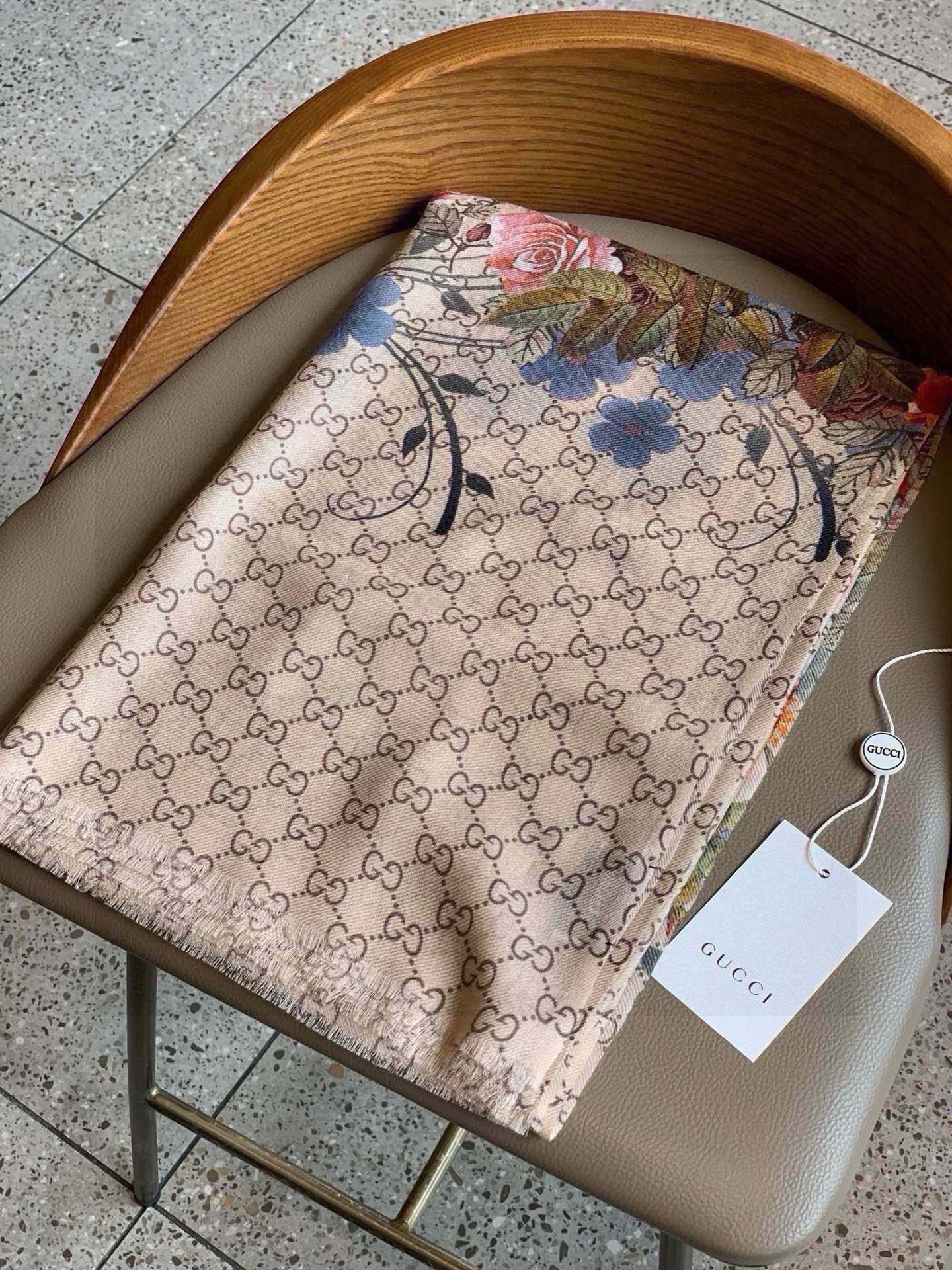 SCARF 200 CM IN MEDIUM BROWN CASHMERE WITH COLORFUL FLOWER 405254 mysite