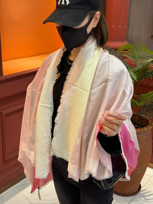 SHAWL 140 CM IN LIGHT PINK CASHMERE AND SILK 413801 mysite