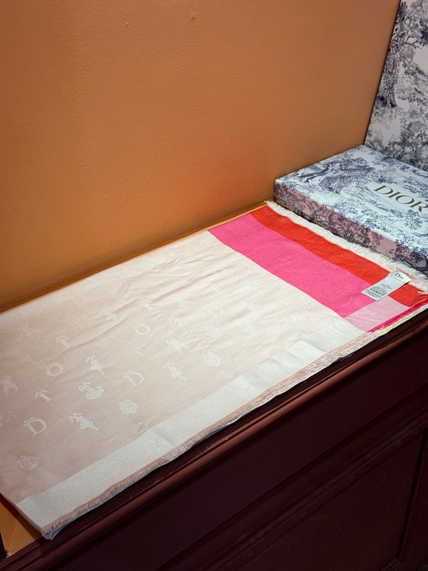 SHAWL 140 CM IN LIGHT PINK CASHMERE AND SILK 413801 mysite