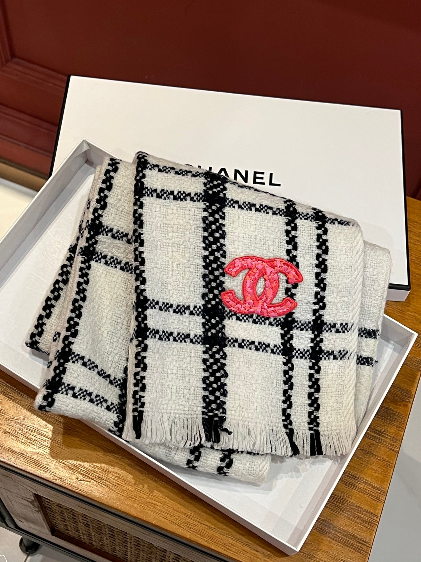 CC Scarf 190 CM In White With Black Stripes Wool  420038 mysite