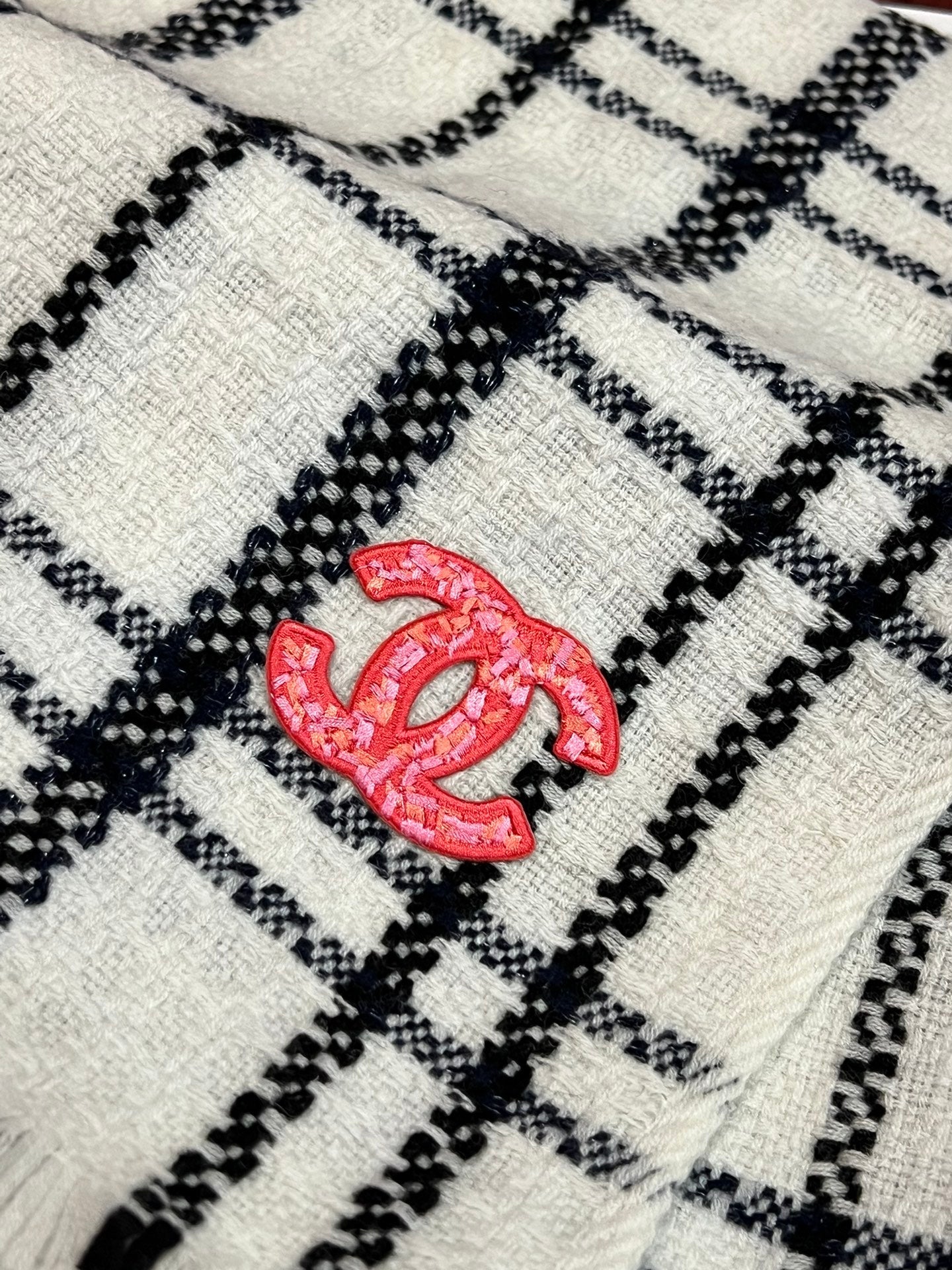 CC Scarf 190 CM In White With Black Stripes Wool  420038 mysite