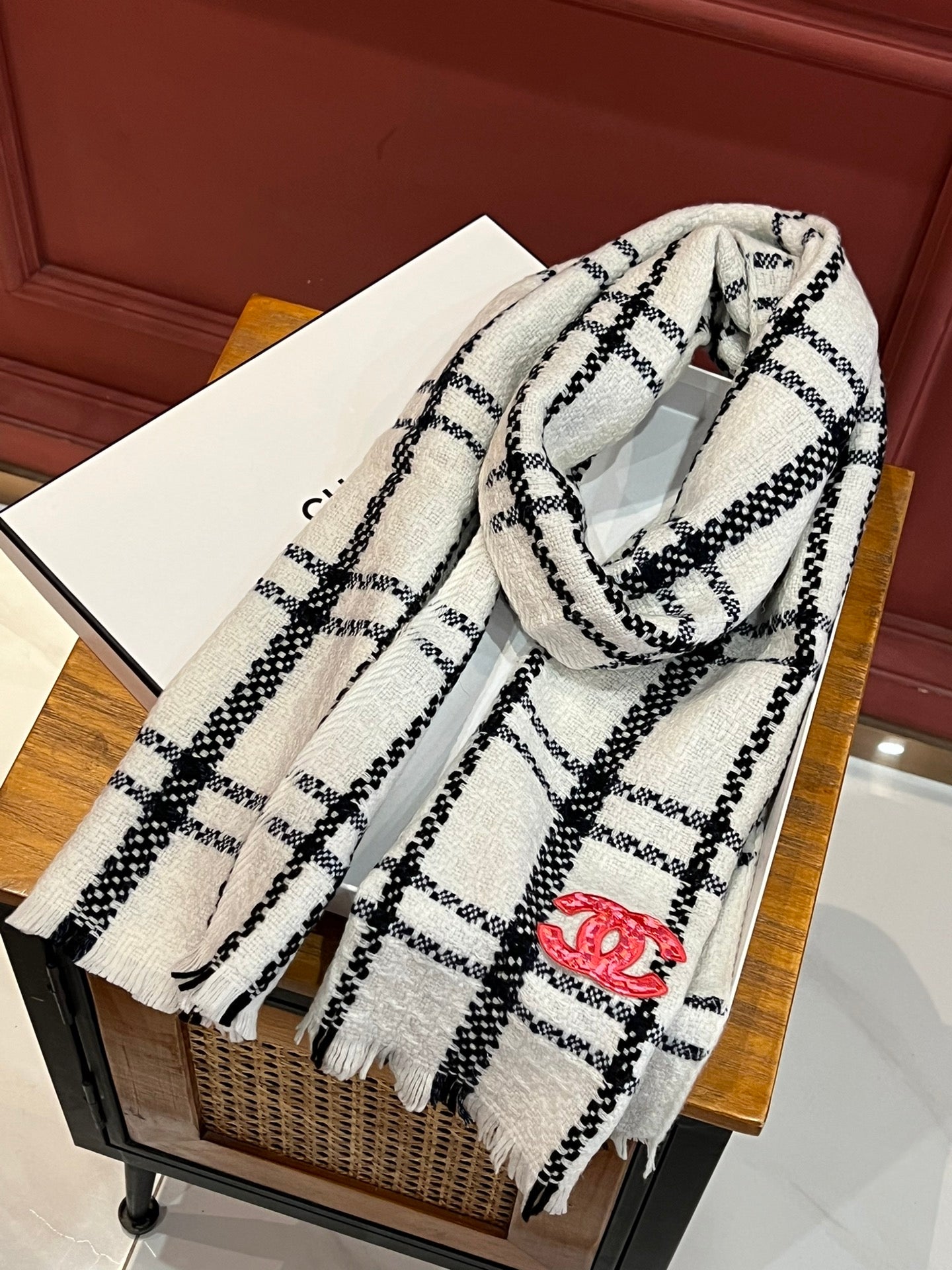 CC Scarf 190 CM In White With Black Stripes Wool  420038 mysite