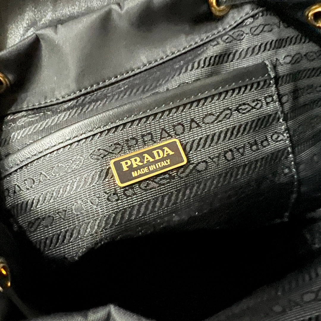 BACKPACK 25 IN BLACK RE-NYLON AND GLOSSY CALFSKIN GOLD HARDWARE mysite