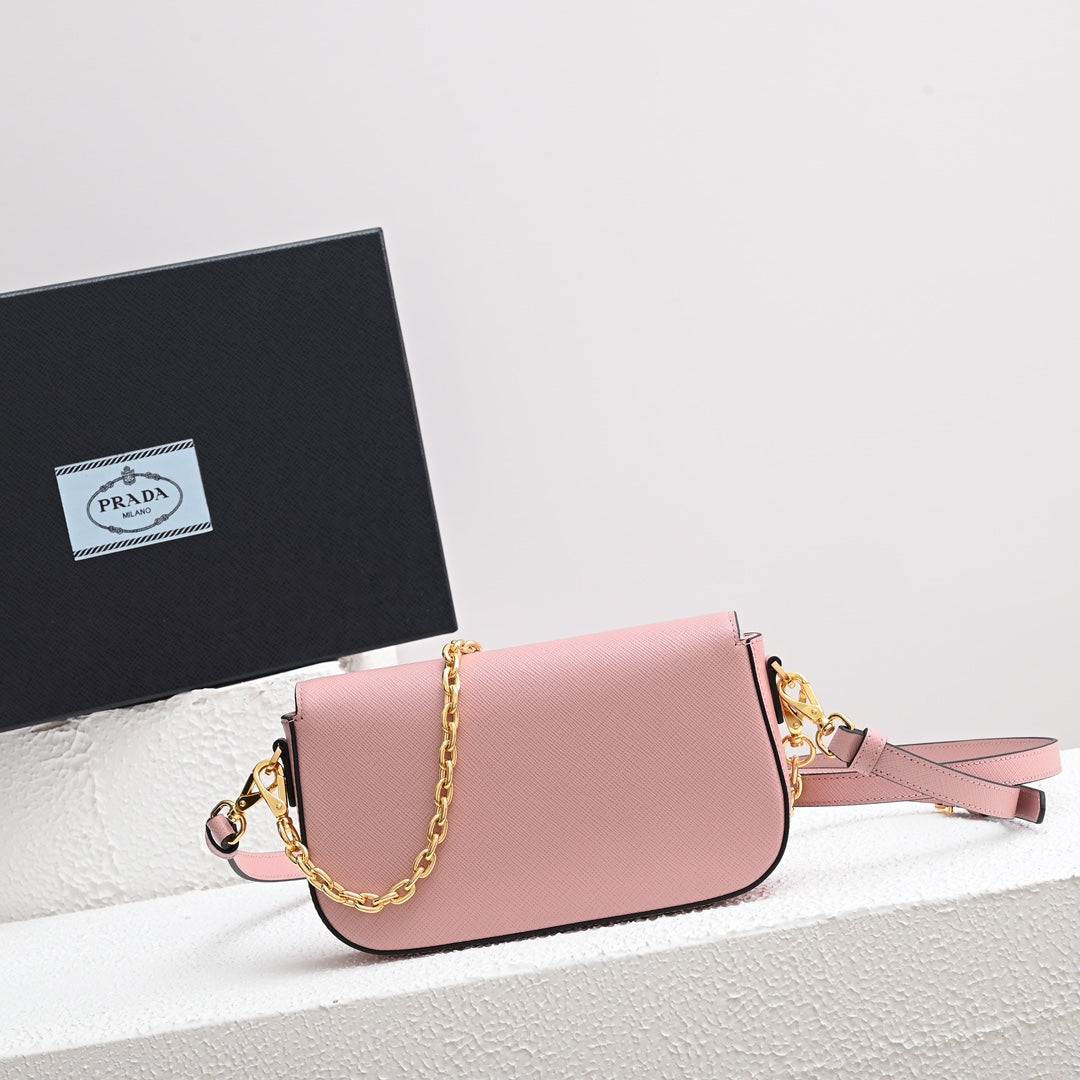 MINI FLAP BAG 20 IN BABY PINK SAFFIANO LEATHER GOLD HARDWARE mysite