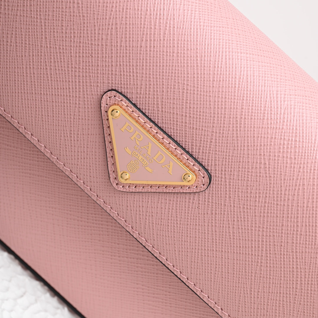 MINI FLAP BAG 20 IN BABY PINK SAFFIANO LEATHER GOLD HARDWARE mysite