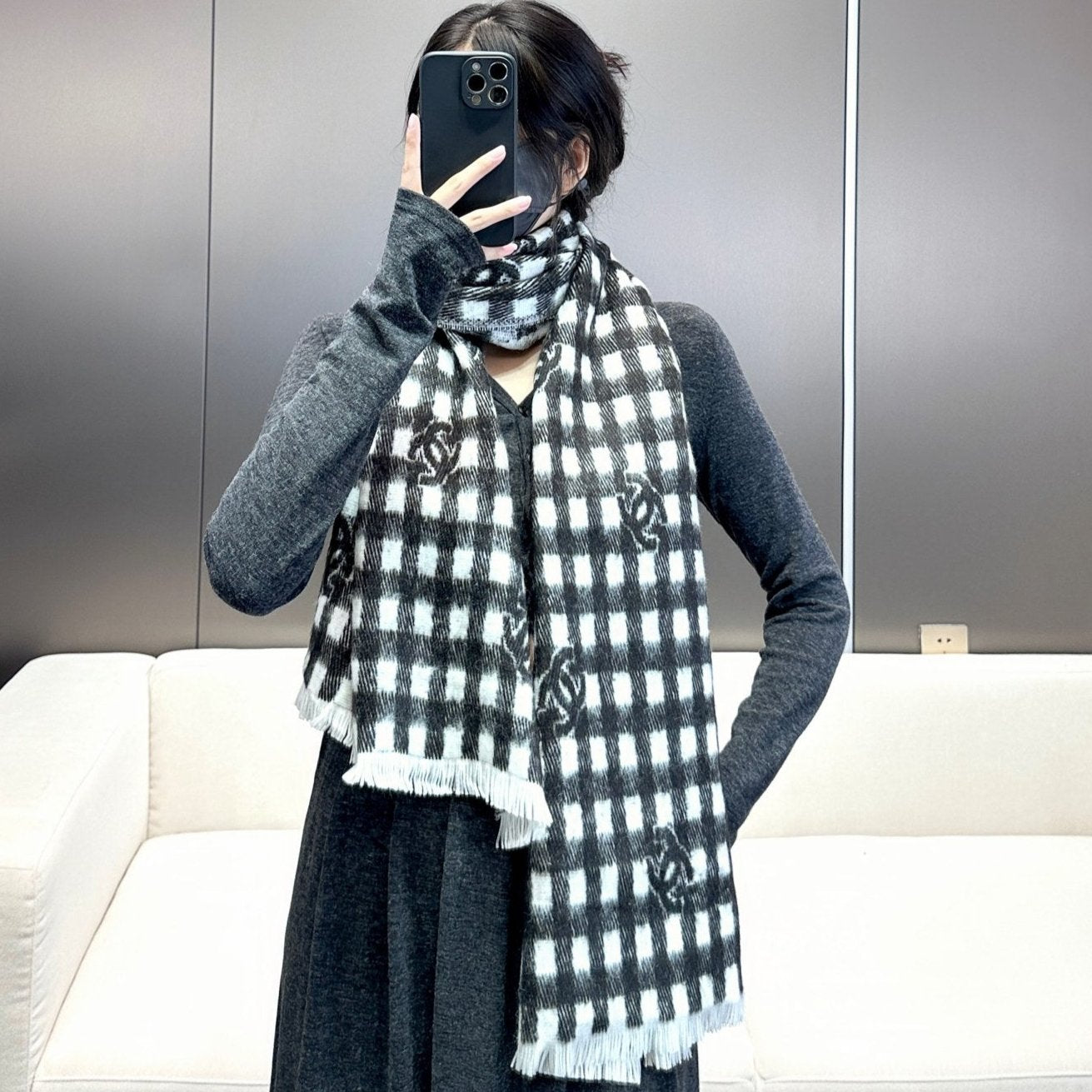 SCARF 190 CM IN BLACK MIX WHITE CARO CASHMERE AND WOOL 390944 mysite