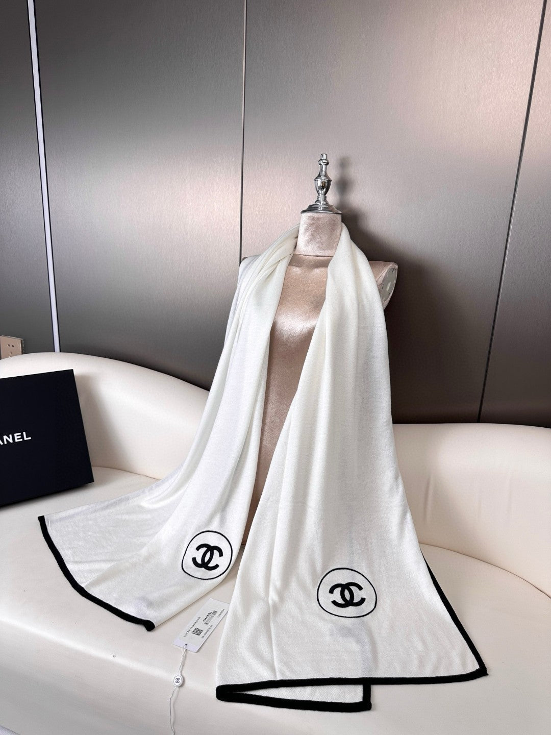 LONG SCARF 200 CM IN WHITE CASHMERE AND SILK 396410 mysite