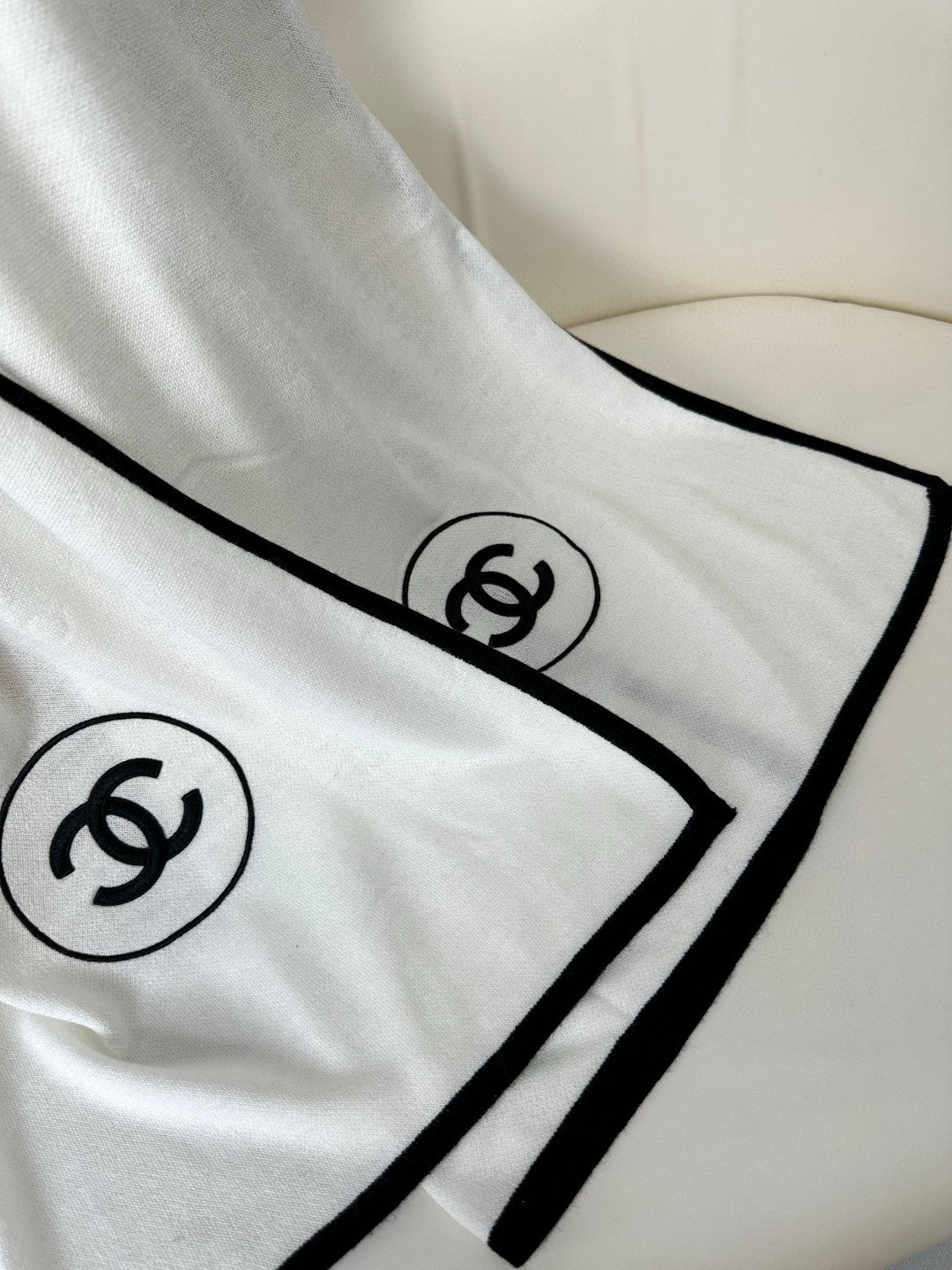 LONG SCARF 200 CM IN WHITE CASHMERE AND SILK 396410 mysite