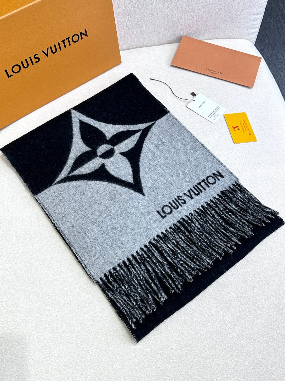 GRAPHIC DUAL SCARF 192 CM IN BLACK MIX LIGHT GRAY WOOL AND CASHMERE 396435 mysite