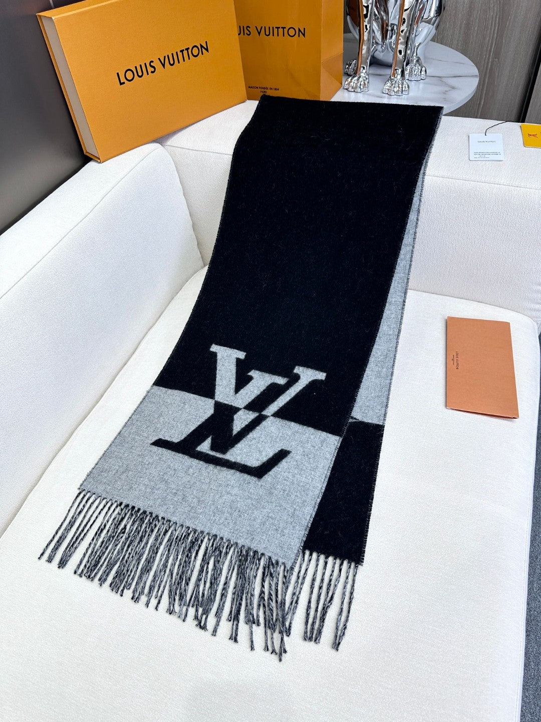 GRAPHIC DUAL SCARF 192 CM IN BLACK MIX LIGHT GRAY WOOL AND CASHMERE 396435 mysite