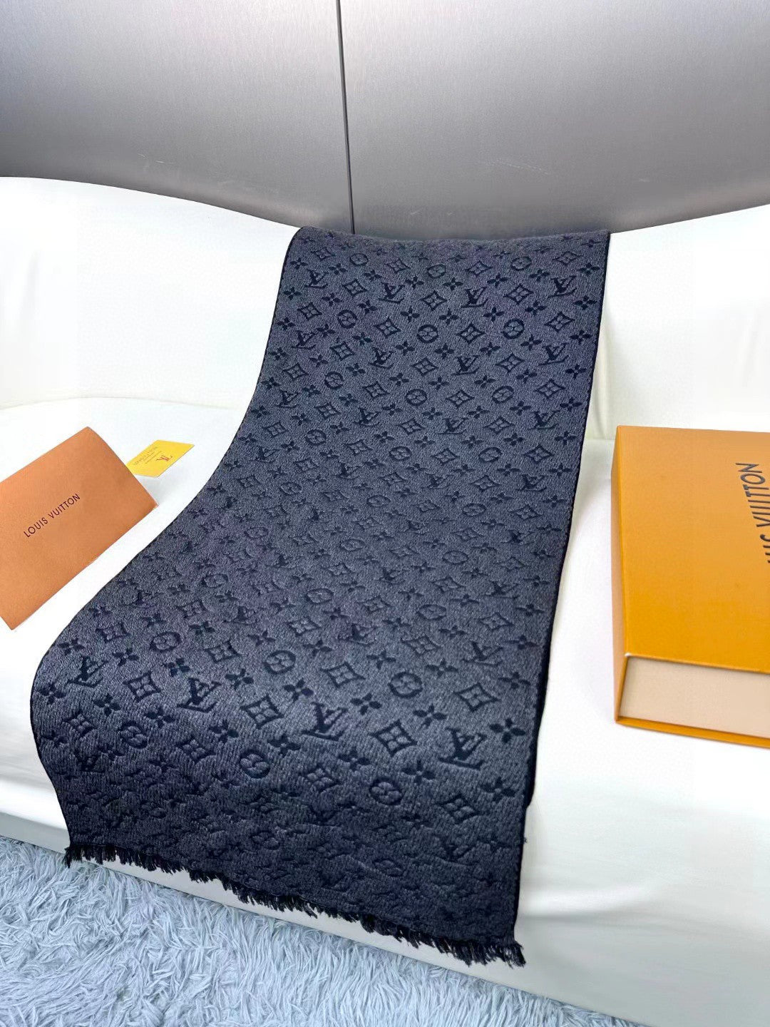 SCARF 180 CM IN PRUSSIAN BLUE CLASSIC MONOGRAM CASHMERE 396439 mysite