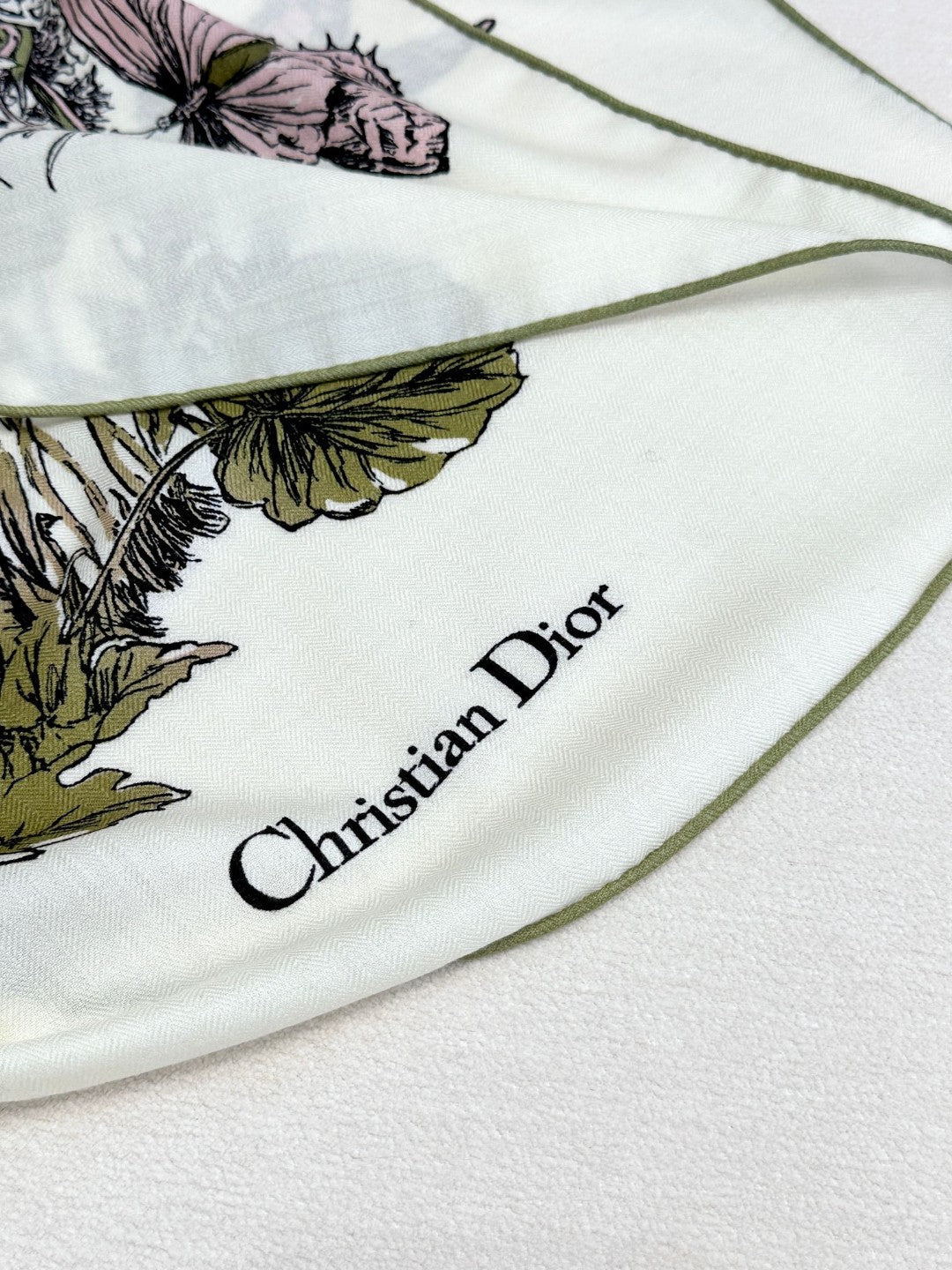 SQUARE SCARF 140 CM IN COLORFUL CASHMERE AND SILK 403836 mysite