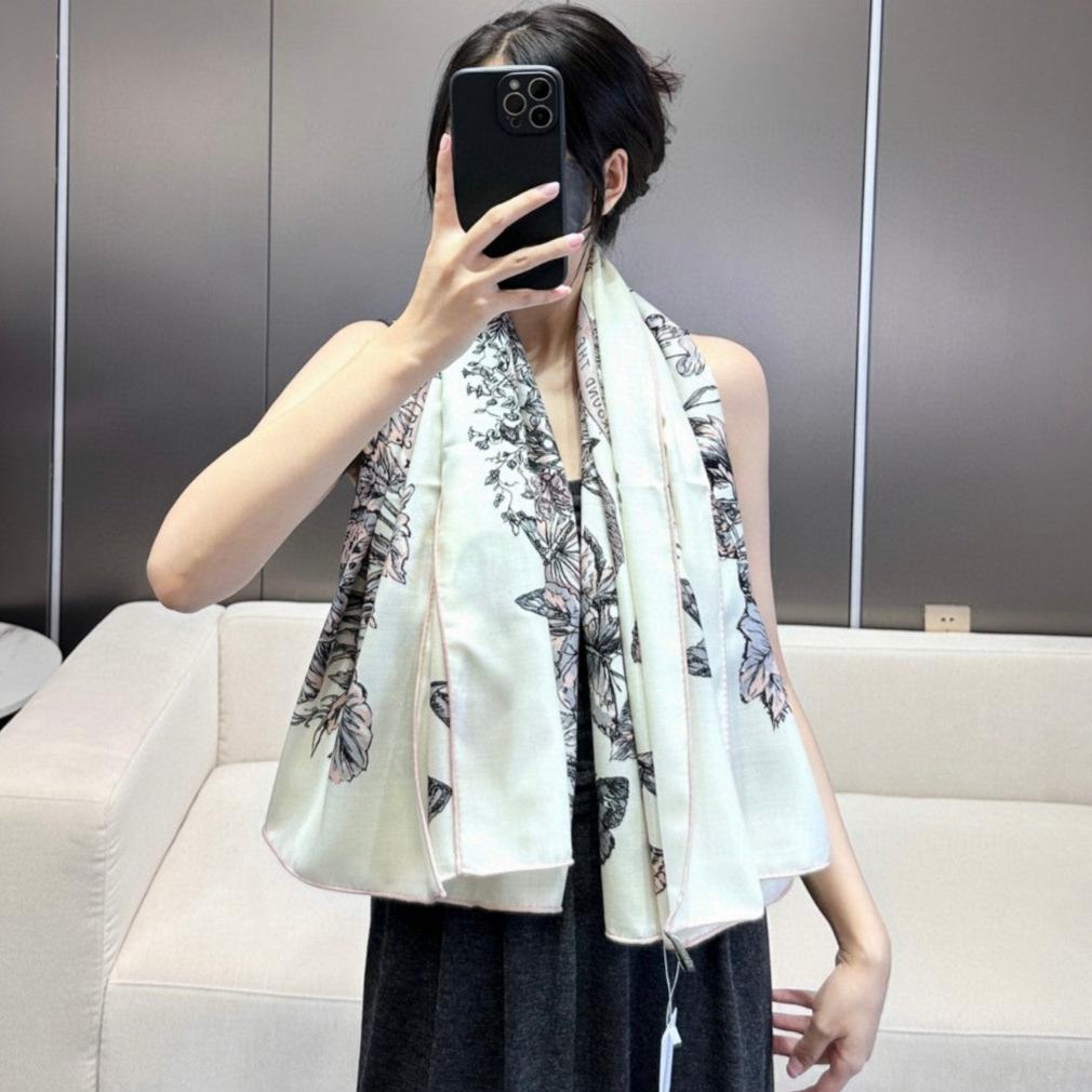 SQUARE SCARF 140 CM IN COLORFUL CASHMERE AND SILK 403837 mysite