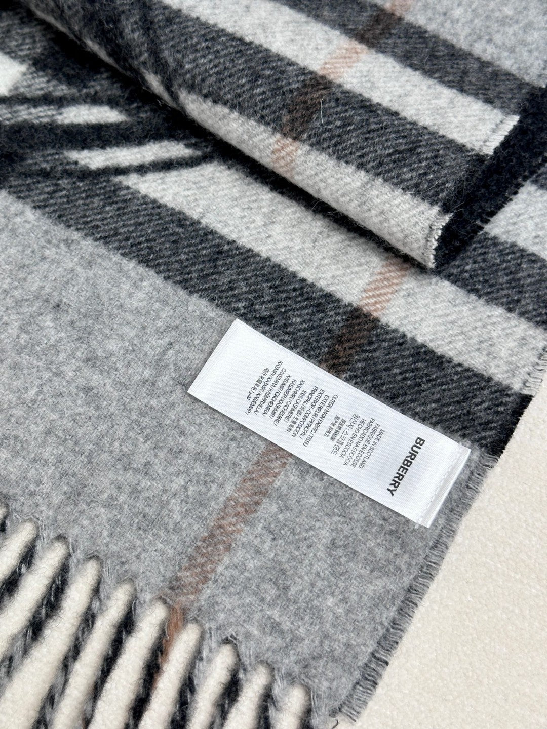 SCARF 180 CM IN BLACK AND LIGHT GRAY CASHMERE  407242 mysite