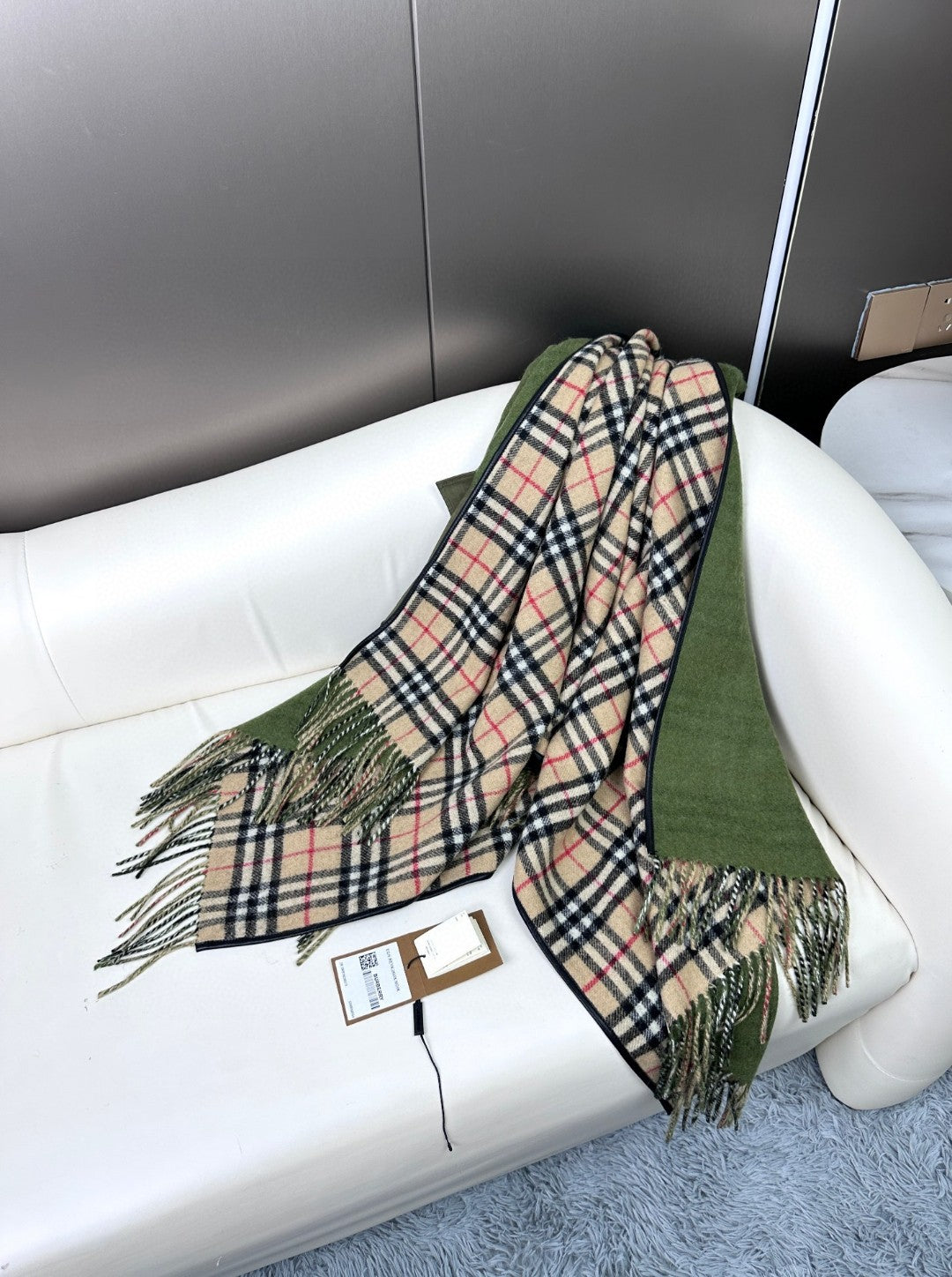 CHECK CAPE IN JADE GREEN WOOL 410153 mysite