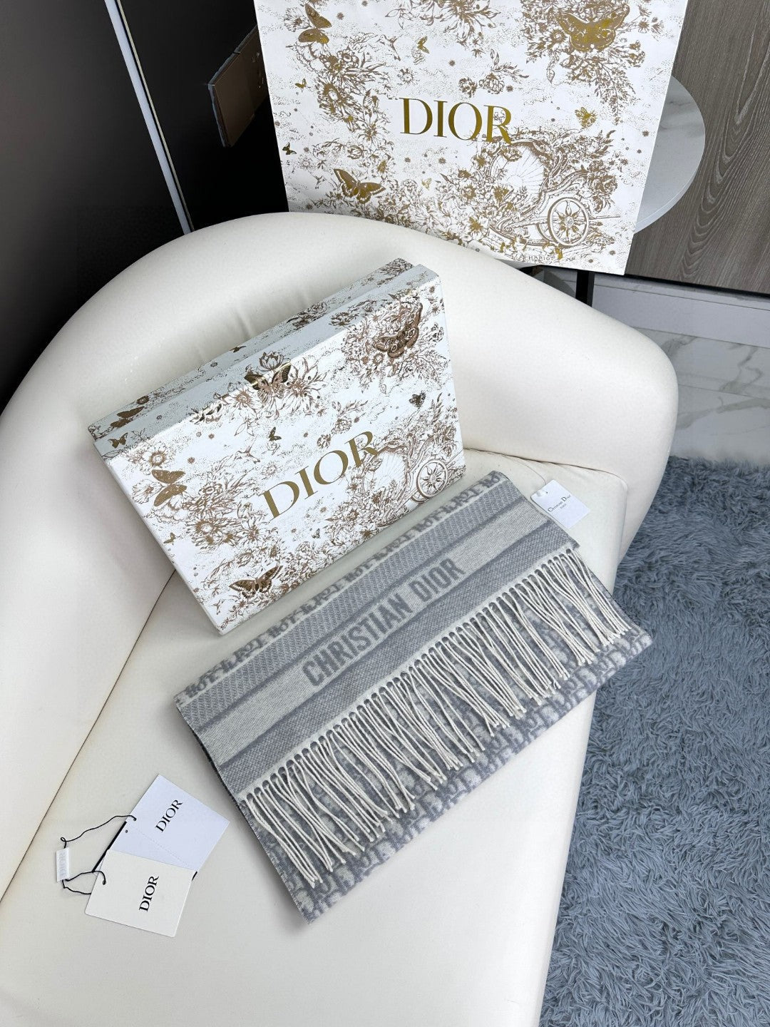 SCARF IN PALE GRAY MONOGRAM CASHMERE 413720 mysite