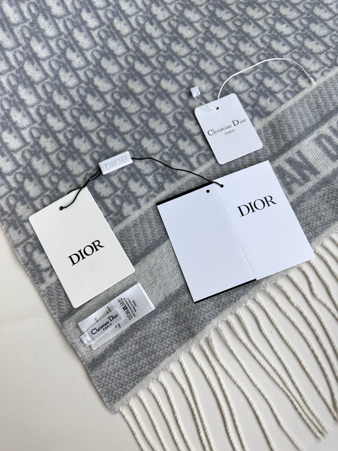 SCARF IN PALE GRAY MONOGRAM CASHMERE 413720 mysite