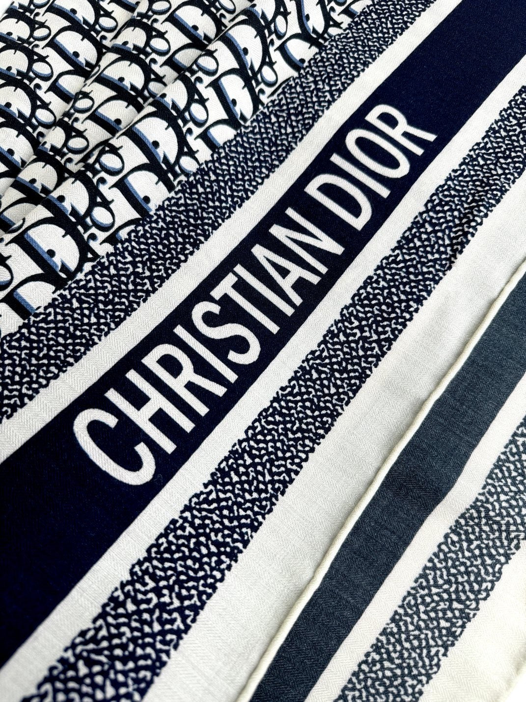 MONOGRAM SQUARE SCARF 140 CM IN BLACK MIX WHITE  CASHMERE AND SILK 413742 mysite