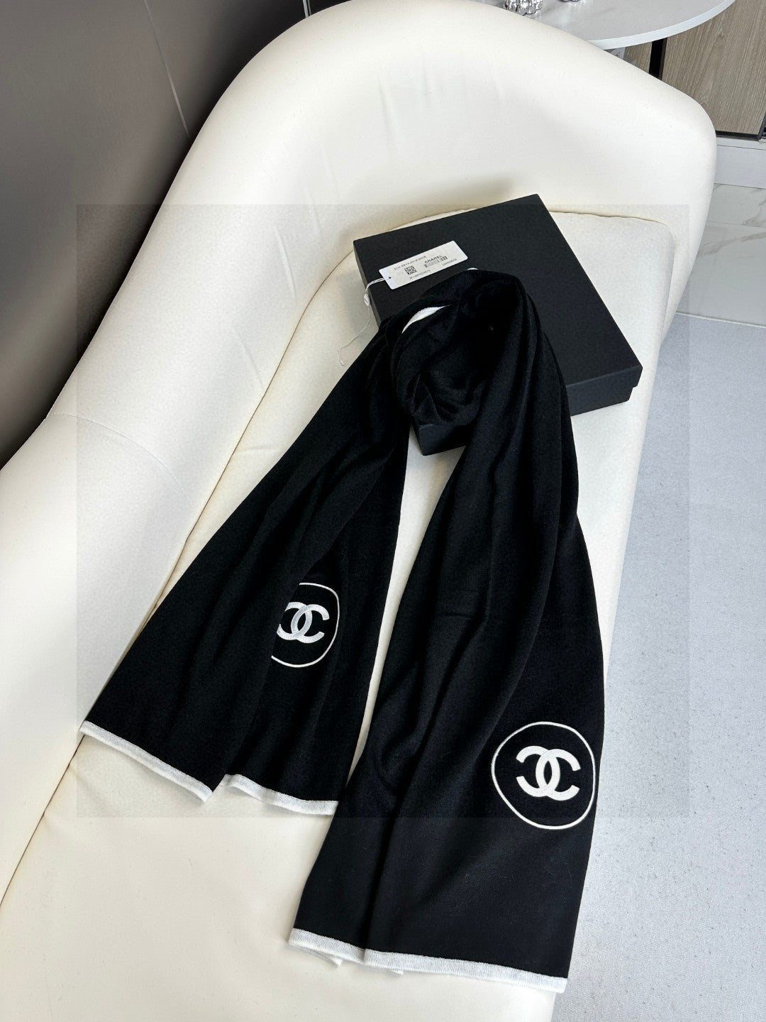 CC Scarf 200 CM In Black Cashmere And Silk 419965 mysite