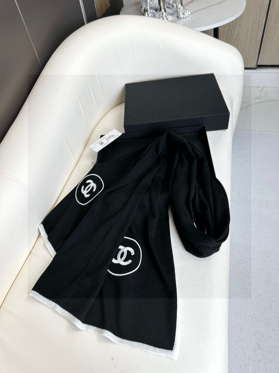 CC Scarf 200 CM In Black Cashmere And Silk 419965 mysite