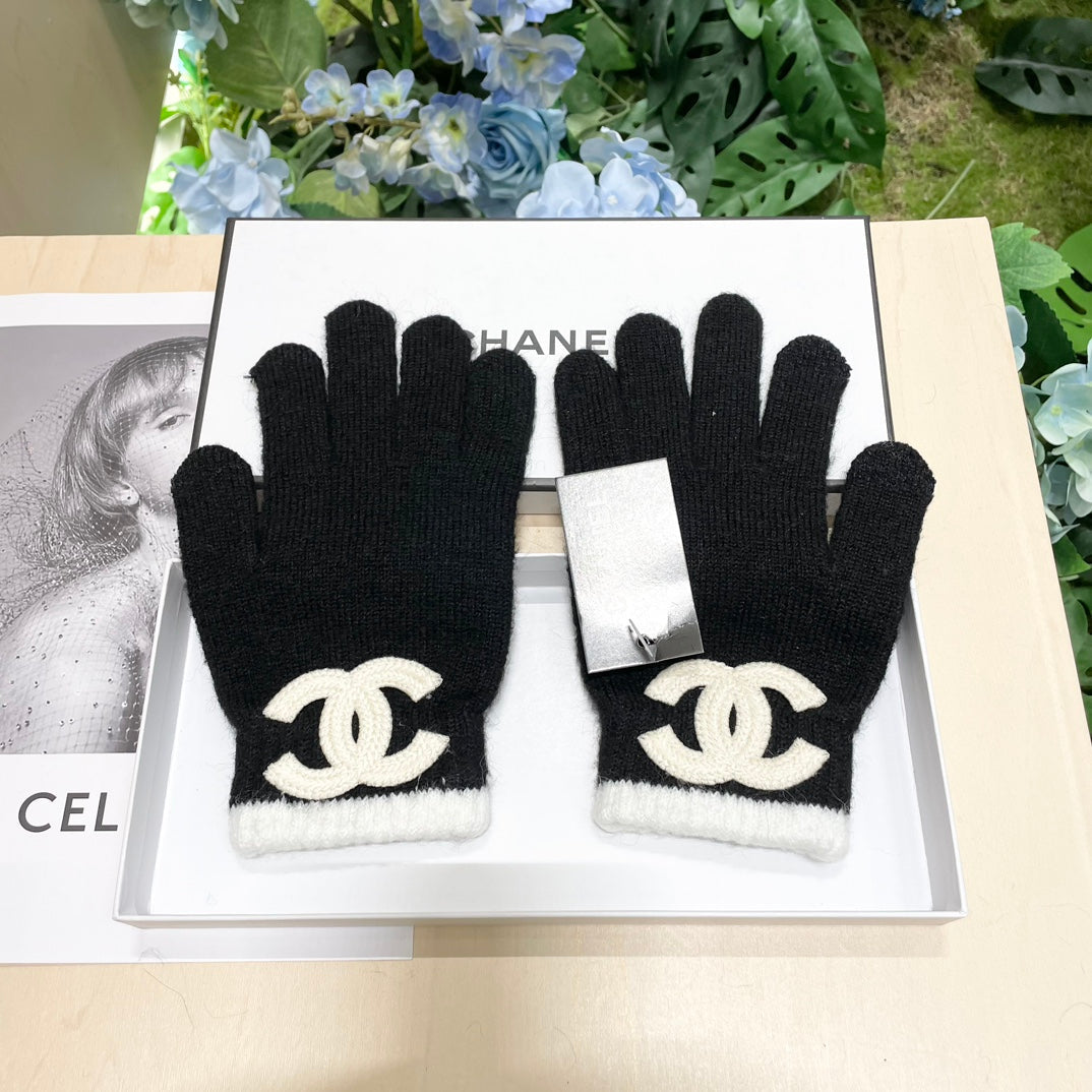 GLOVES IN BLACK WOOL MIX WHITE LOGO 425403 mysite