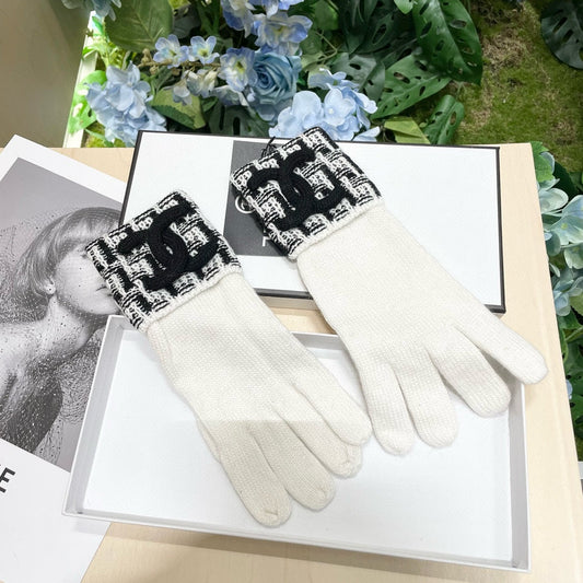 GLOVES IN WHITE MIX BLACK WOOL KNIT 462430 mysite