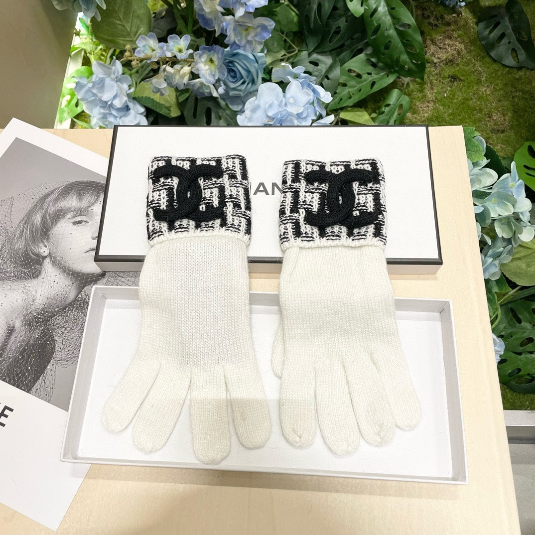GLOVES IN WHITE MIX BLACK WOOL KNIT 462430 mysite