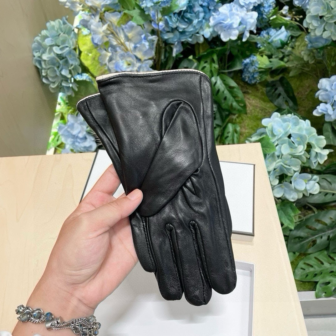 GLOVES IN BLACK LAMBSKIN WITH LAMB FUR 463823 mysite