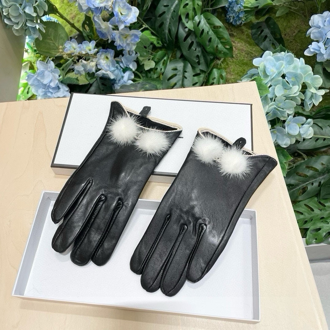 GLOVES IN BLACK LAMBSKIN WITH LAMB FUR 463823 mysite