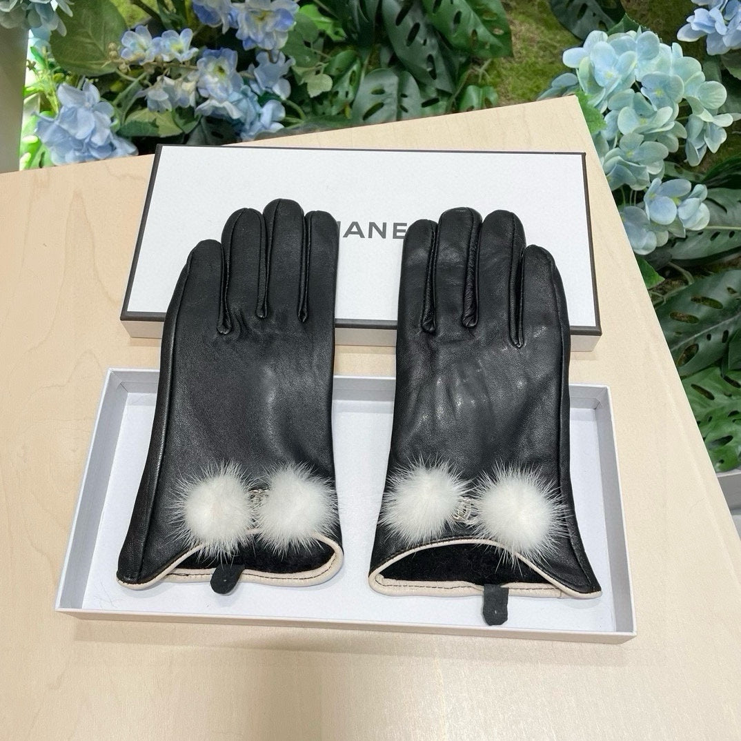 GLOVES IN BLACK LAMBSKIN WITH LAMB FUR 463823 mysite