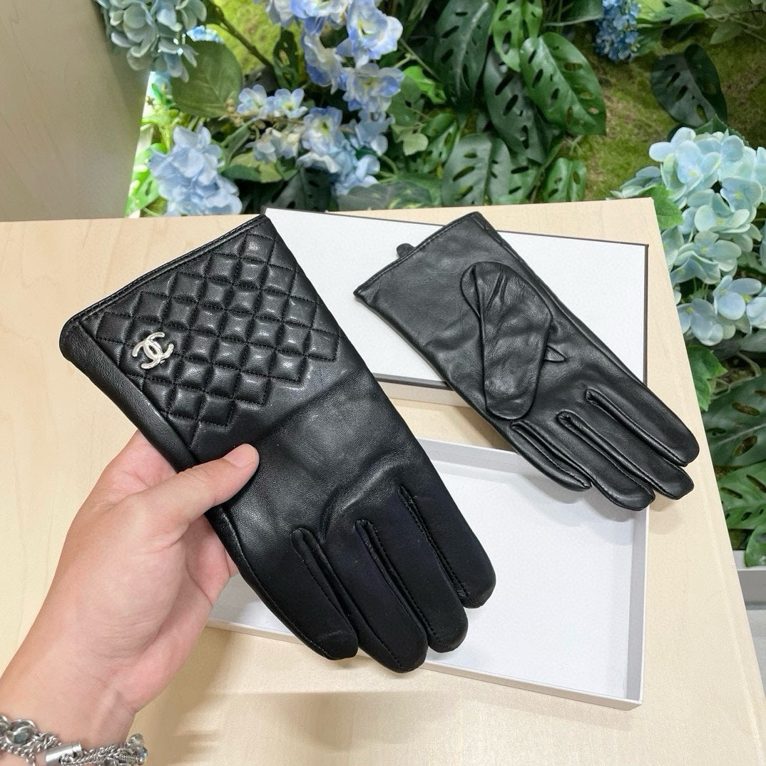GLOVES IN BLACK LAMBSKIN 463825 mysite