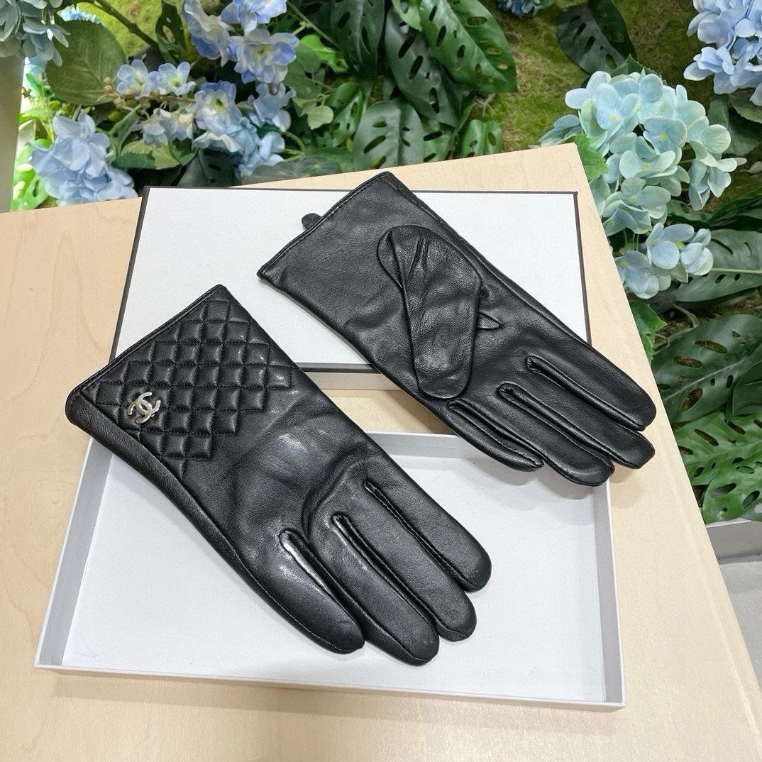 GLOVES IN BLACK LAMBSKIN 463825 mysite