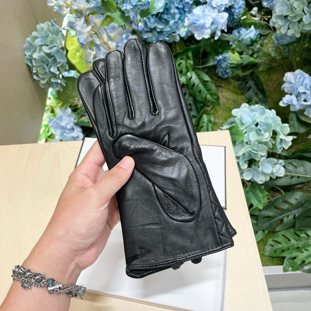 GLOVES IN BLACK LAMBSKIN 463825 mysite
