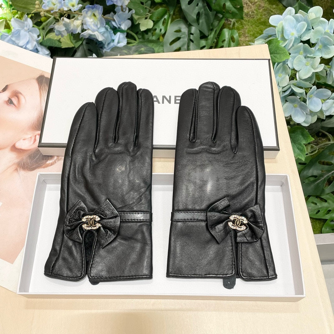 GLOVES IN BLACK LAMBSKIN 464978 mysite