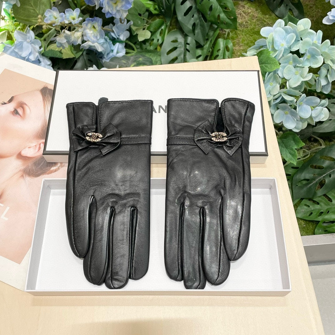 GLOVES IN BLACK LAMBSKIN 464978 mysite