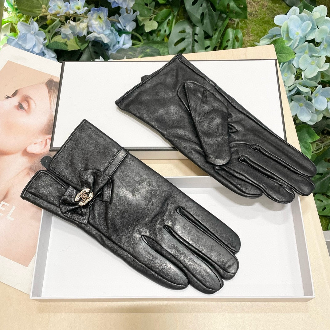 GLOVES IN BLACK LAMBSKIN 464978 mysite