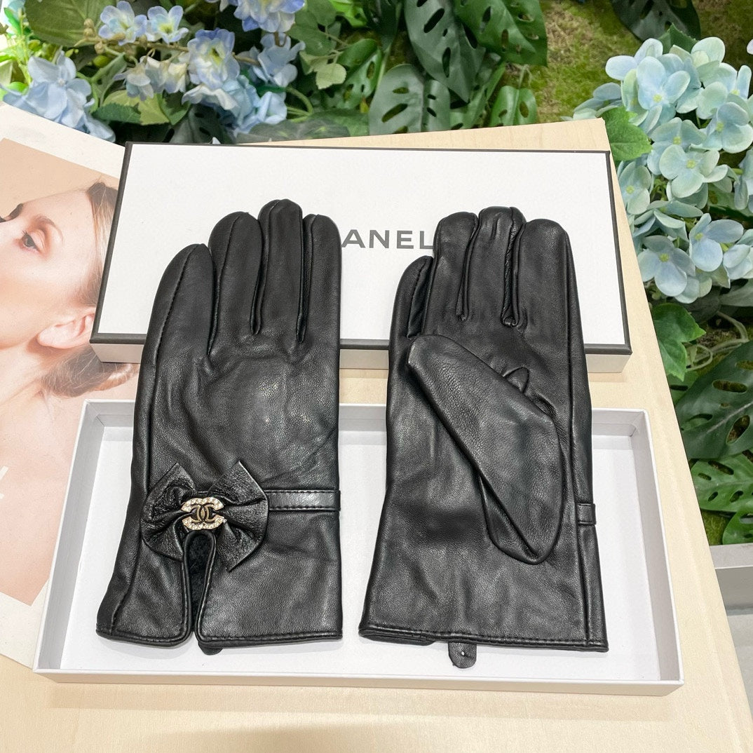 GLOVES IN BLACK LAMBSKIN 464978 mysite