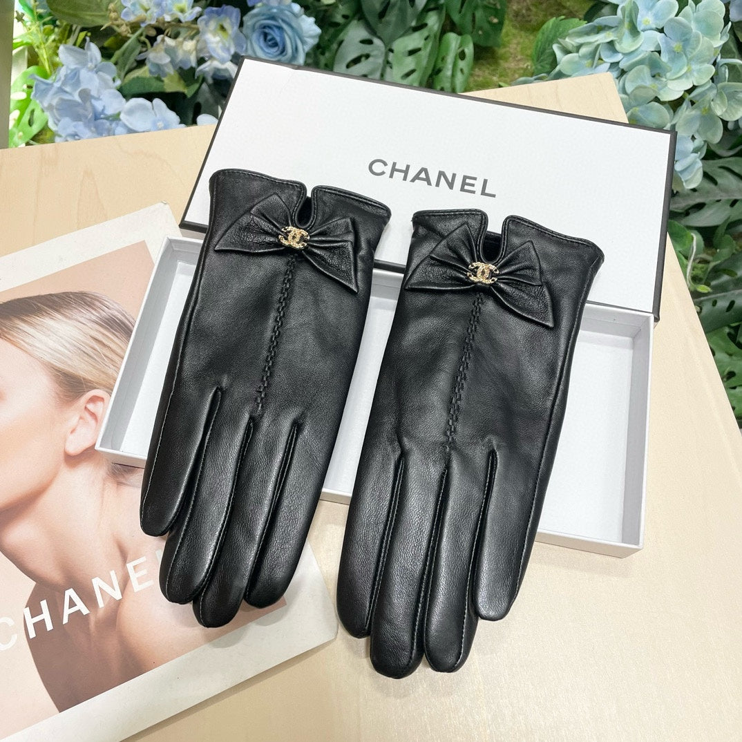GLOVES IN BLACK LAMBSKIN 464983 mysite