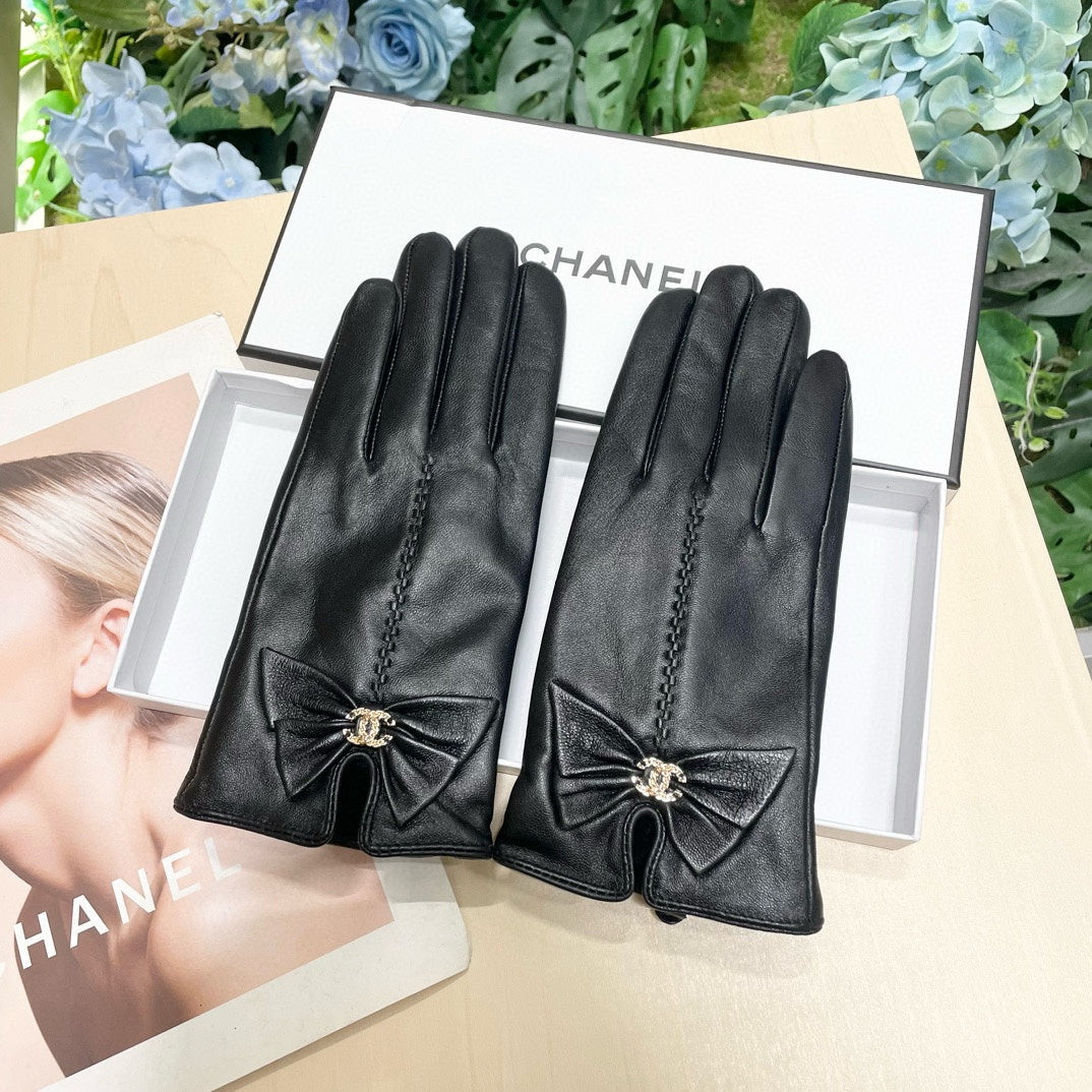 GLOVES IN BLACK LAMBSKIN 464983 mysite