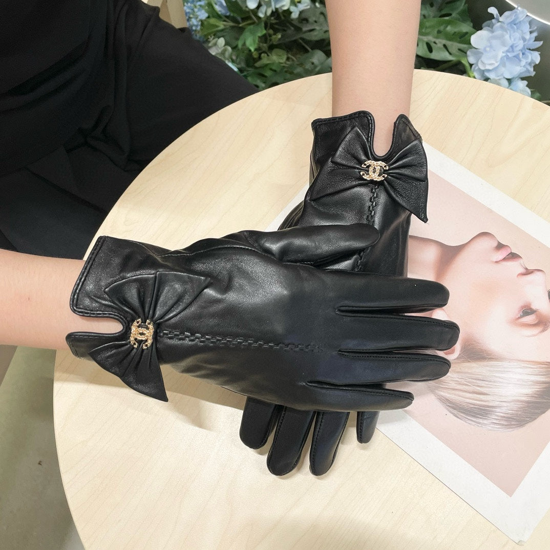 GLOVES IN BLACK LAMBSKIN 464983 mysite