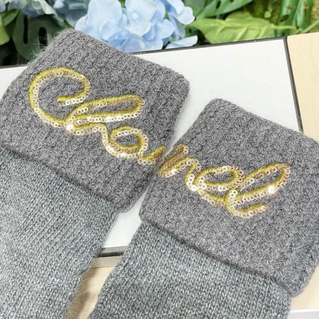 GLOVES IN DOVE GRAY WOOL WITH YELLOW LOGO 465777 mysite