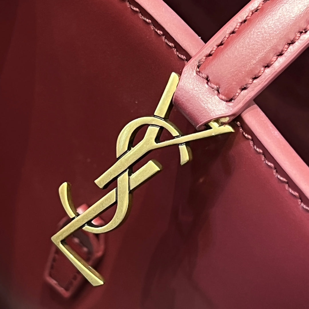 Le 37 Bucket Bag 15cm Red Gold Cowhide mysite